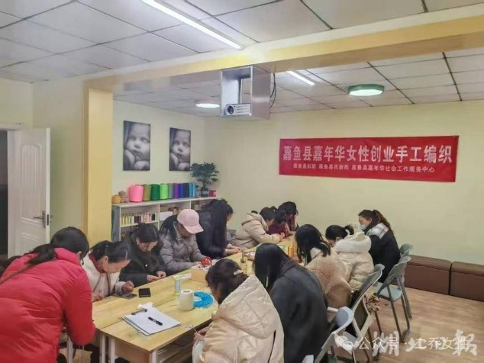 為家庭賦能 推動家家幸福安康——嘉魚縣婦聯(lián)打造“幸?！巍毕盗形拿鲗嵺`品牌活動.doc